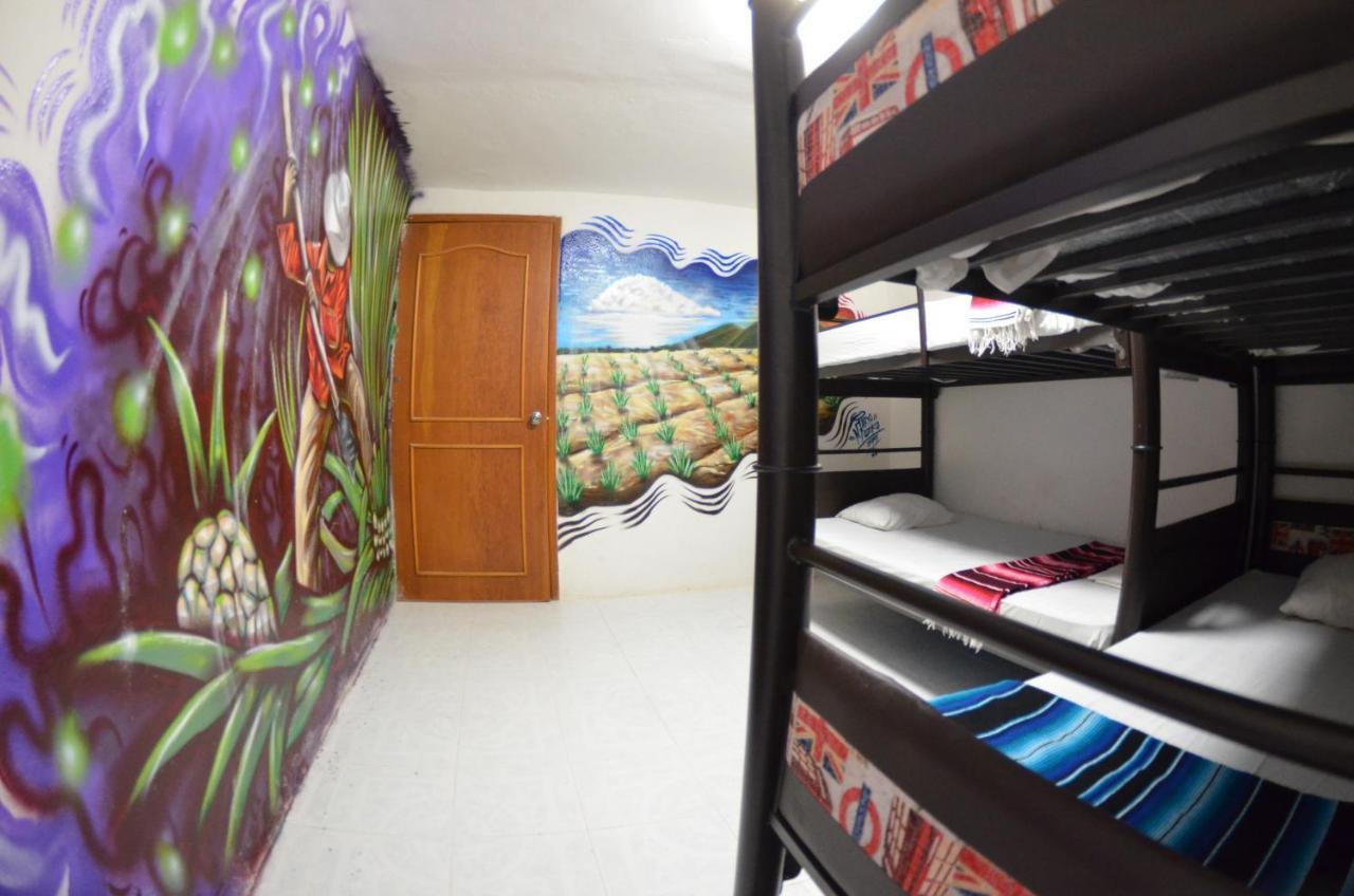 Fiesta Party Hostel - Cancún Eksteriør billede